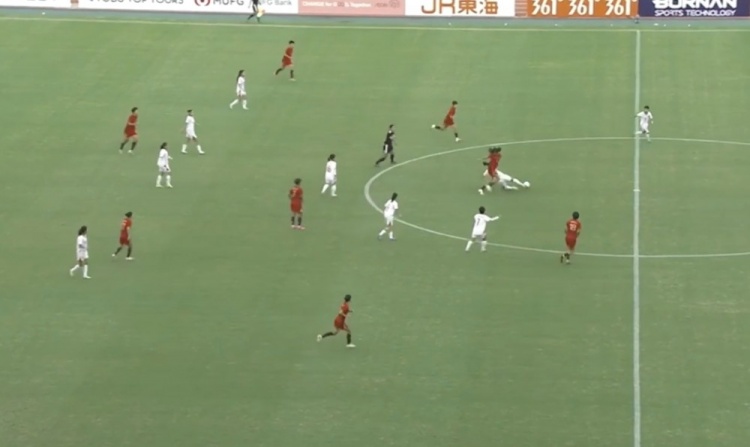 90分钟-中国女足0-0越南女足进加时 中国女足场面压制破门乏术